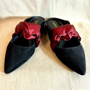 BCBGENERATION Sz 8B Nessa Micro Suede Satin Bow Knot Pointy Toe Slip On Mules